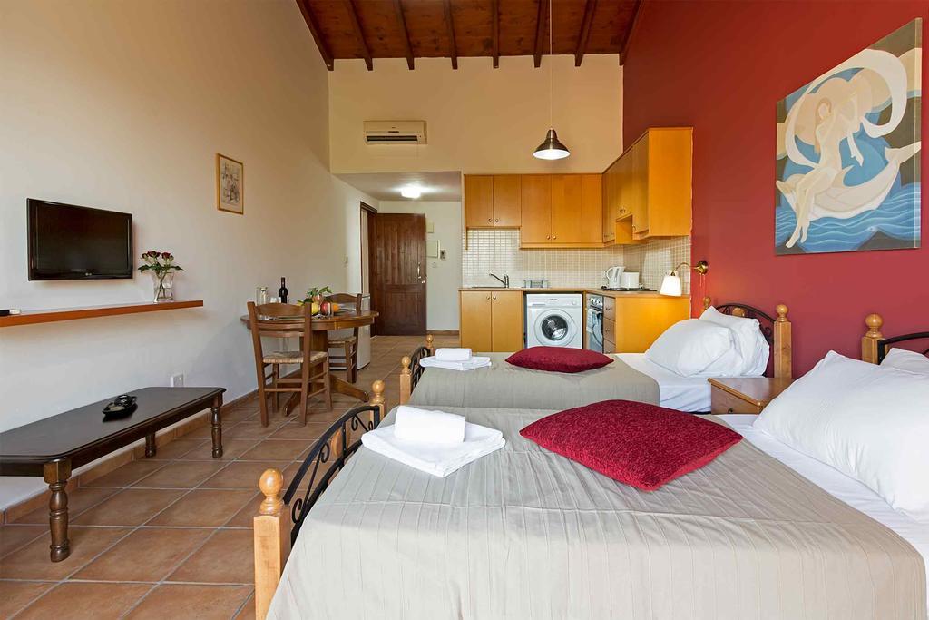 G&E Beach Apartments Polis Ngoại thất bức ảnh