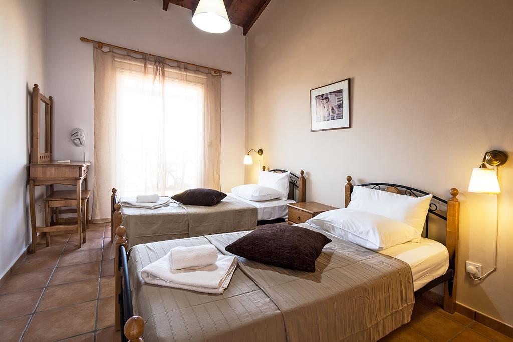 G&E Beach Apartments Polis Ngoại thất bức ảnh